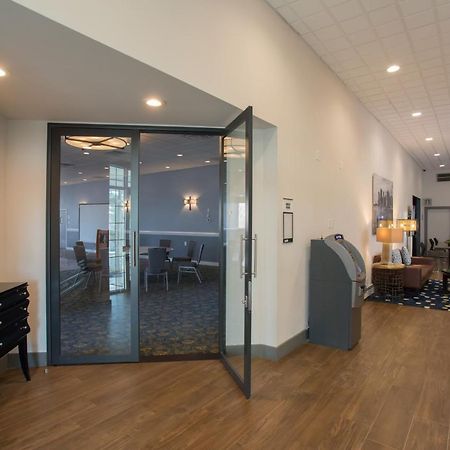 The Kenilworth Hotel - Newark Airport West Экстерьер фото