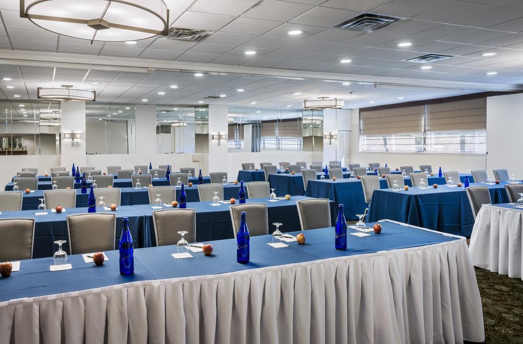 The Kenilworth Hotel - Newark Airport West Экстерьер фото